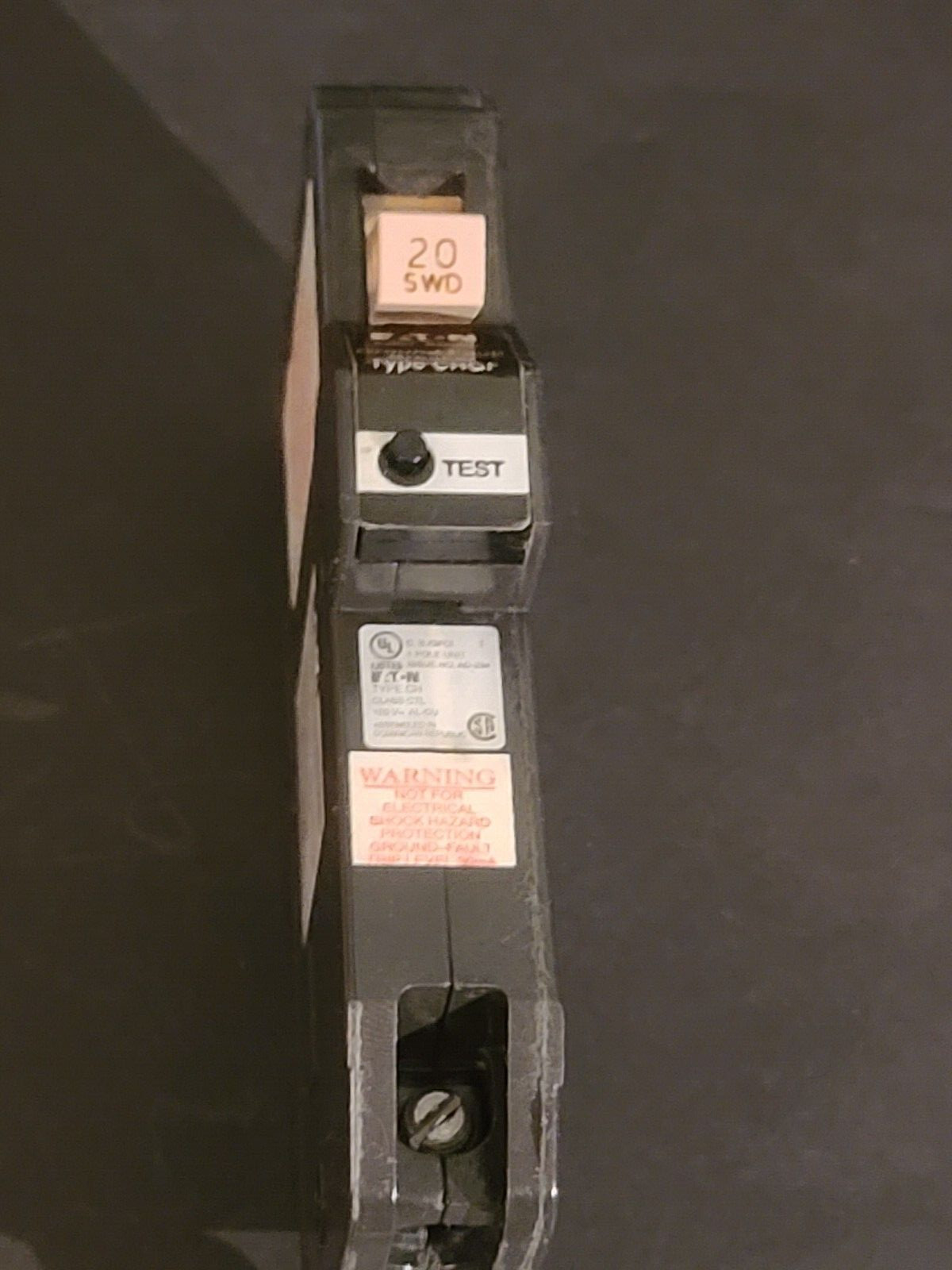 Eaton / Cutler Hammer CH120EPD Type CH Circuit Breaker 20 Amp 120/240 Volt AC