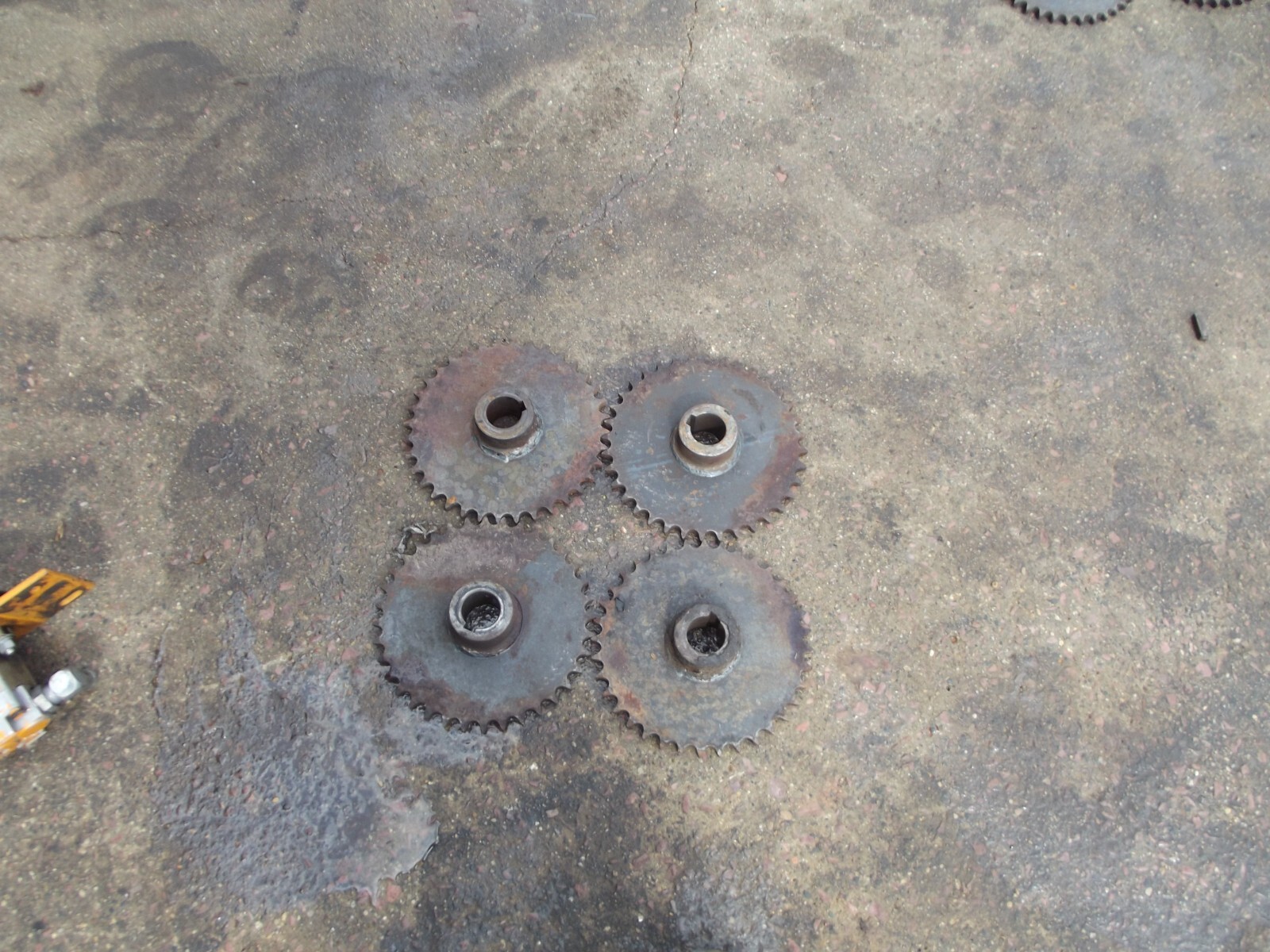 case 1816B drive sprocket 1816 1816c (buying one)