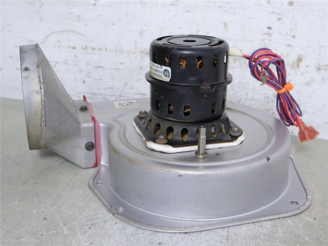 Goodman Amana Y3S248A54A 230V Furnace Draft Inducer Motor 0131G00007 2uF/370V
