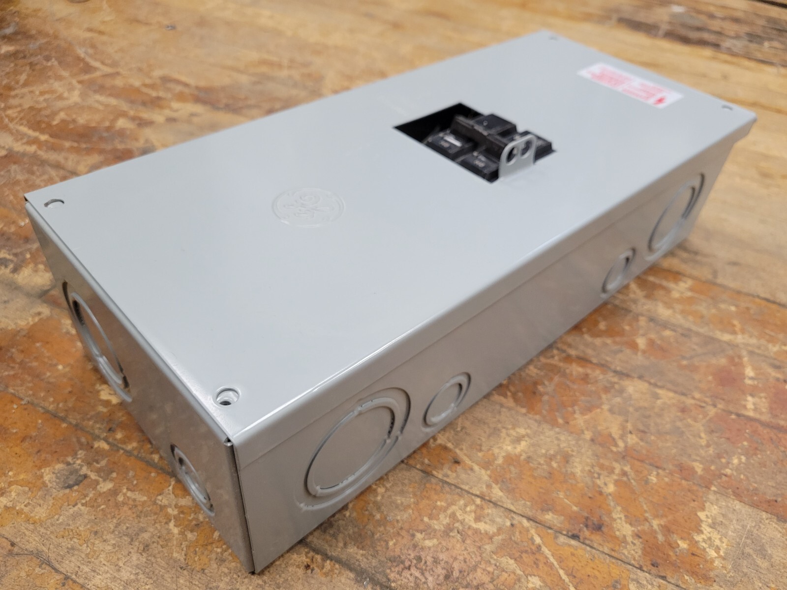 GE TQC100S Circuit Breaker Enclosure 100A 240V 3P Type 1 with THQB230 Breaker