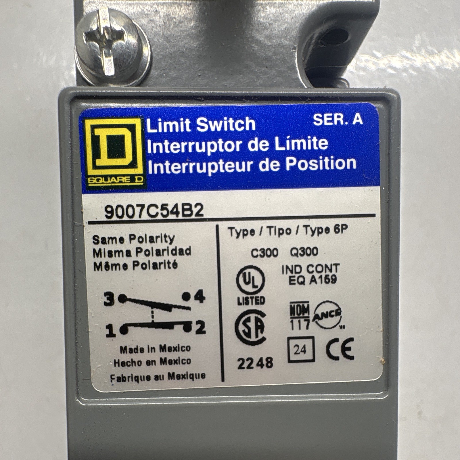 Square D Limit Switch 9007C54B2 Ser. A Metal Gray Industrial