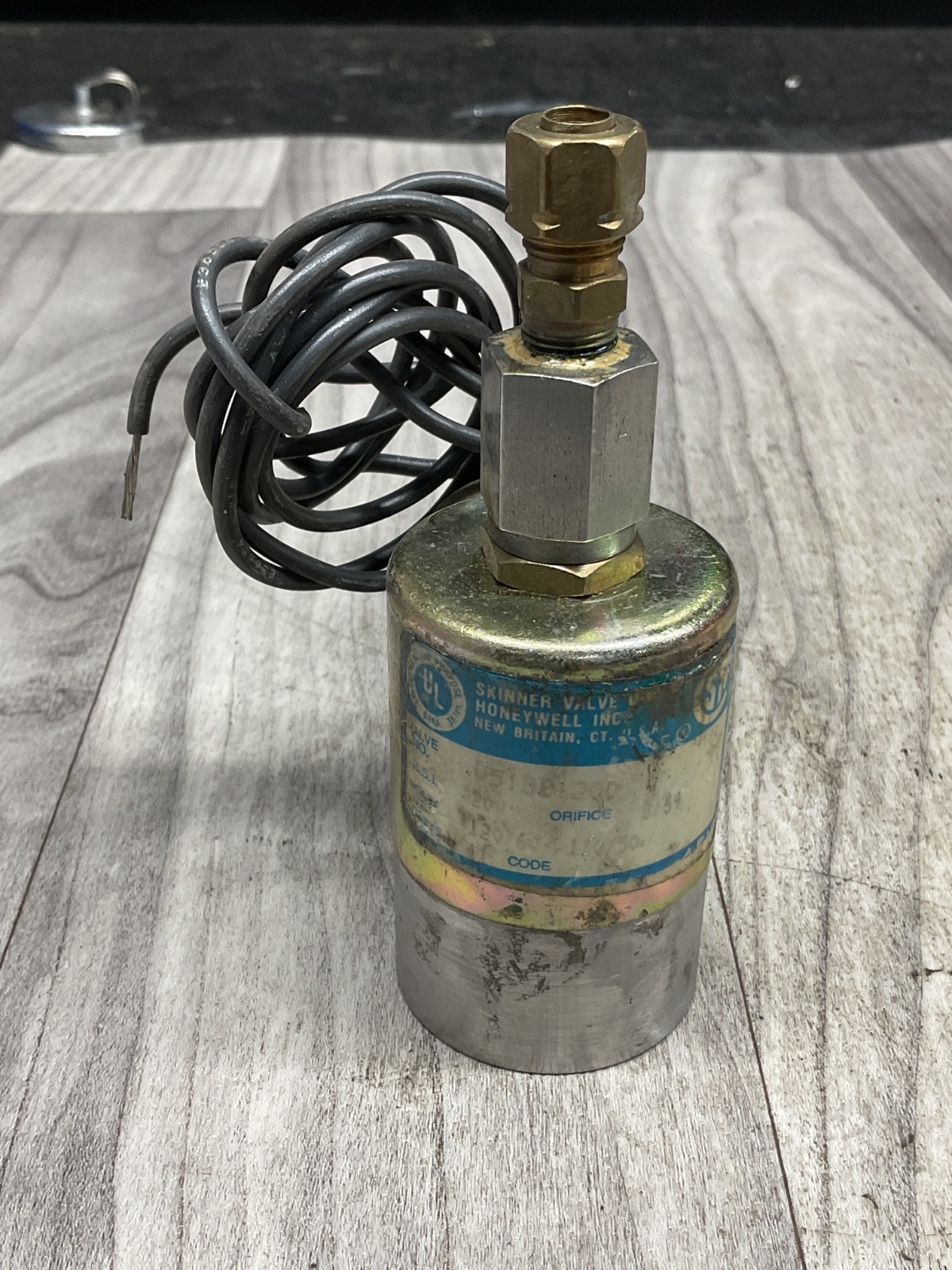 Skinner Solenoid Valve V51DB1200 *Fast Shipping* #4005H55