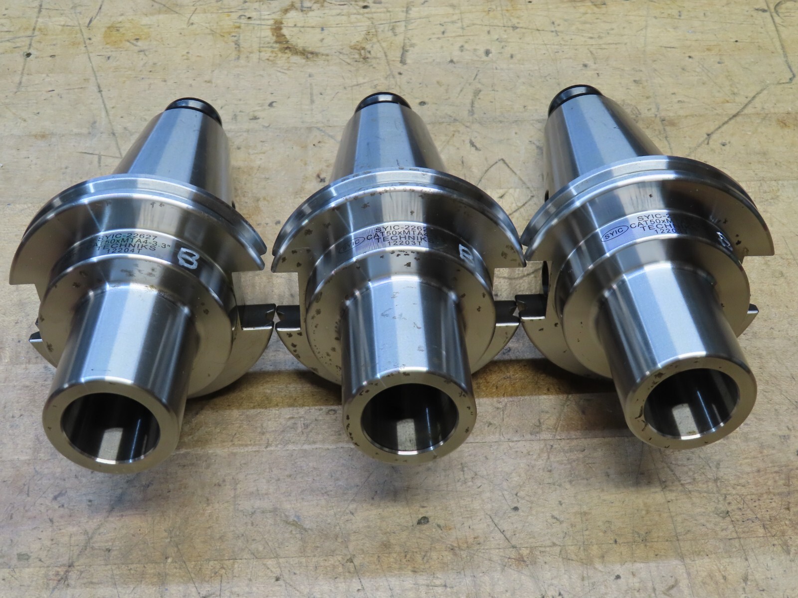 Techniks SYIC 22627 CAT50xMTA4-3.3″ CAT50 MT4 taper shank adapter (B)