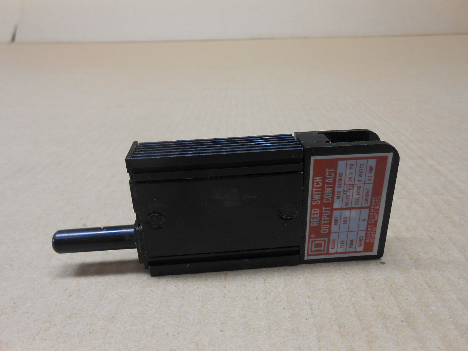 1 NIB SQUARE D 8501 LRC 8501LRC REED OUTPUT CONTACT 1P 24 VRMS 34 VDC 34 VAC