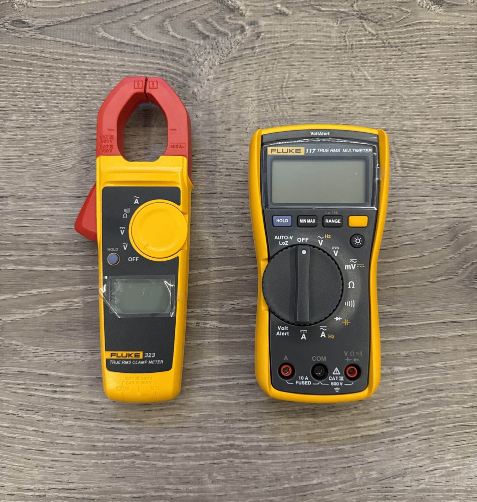 Fluke 117/323KIT Electrician’s Multimeter & True RMS Clamp Meter Combo Kit