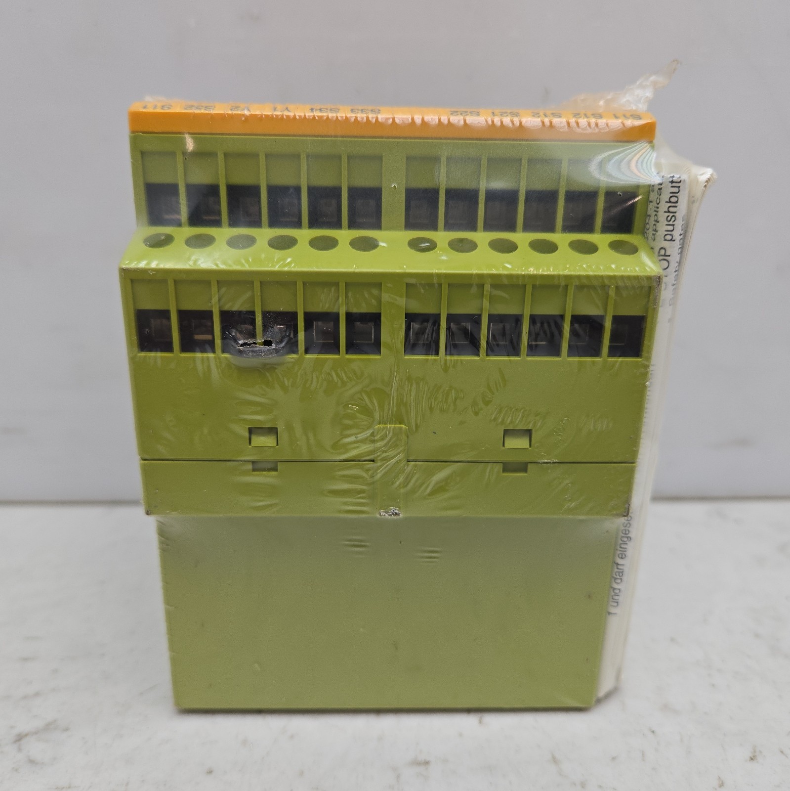 Pilz PNOZ X9 100-120VAC 24VDC 7n/o 2n/c 2so Safety Relay Module Unit 774605 New