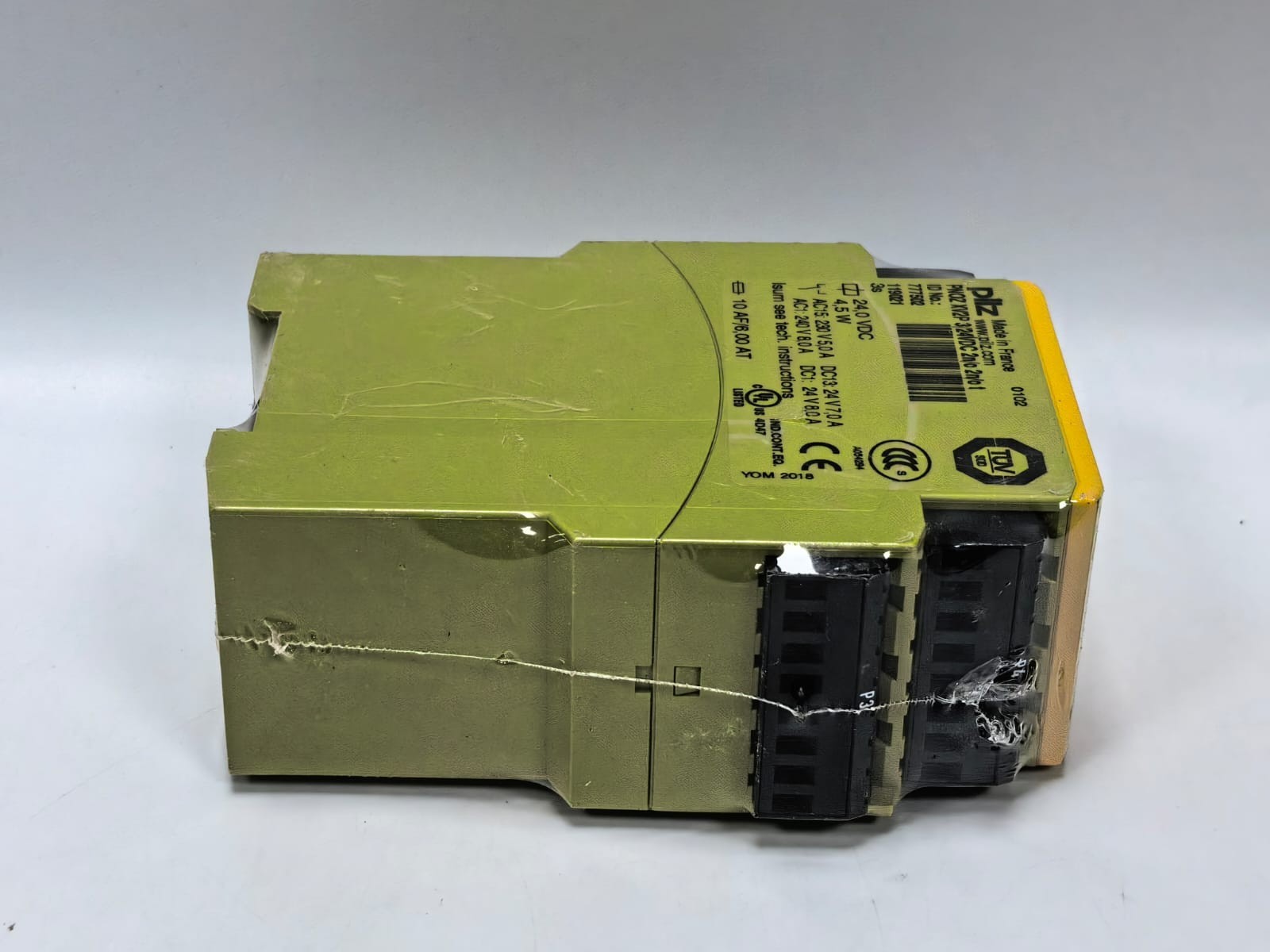 PILZ PNOZ XV2P 3/24VDC 2N/O SAFETY RELAY 777502