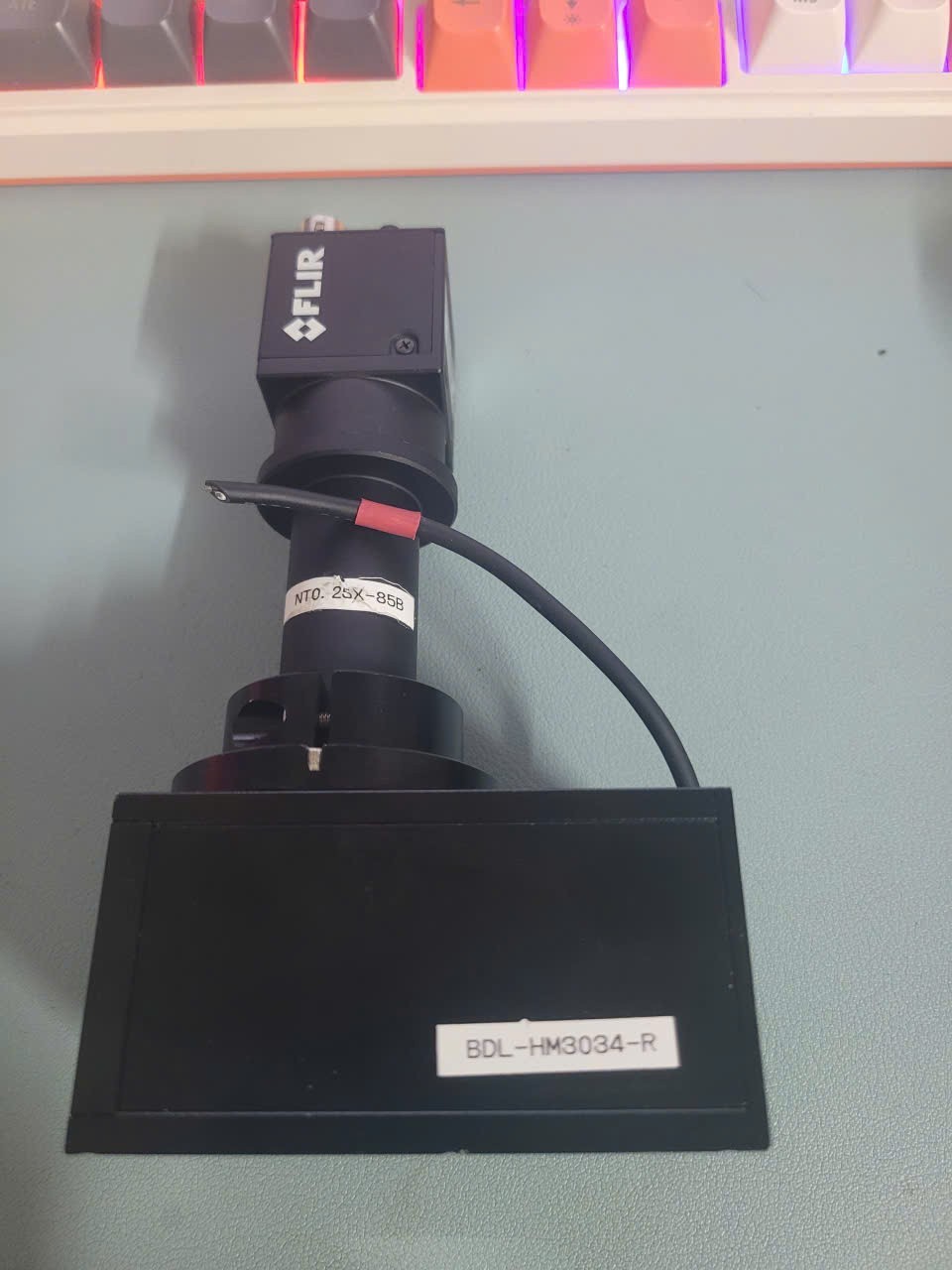 Teledyne FLIR Point Grey BFS-PGE-50A5M with lens and light