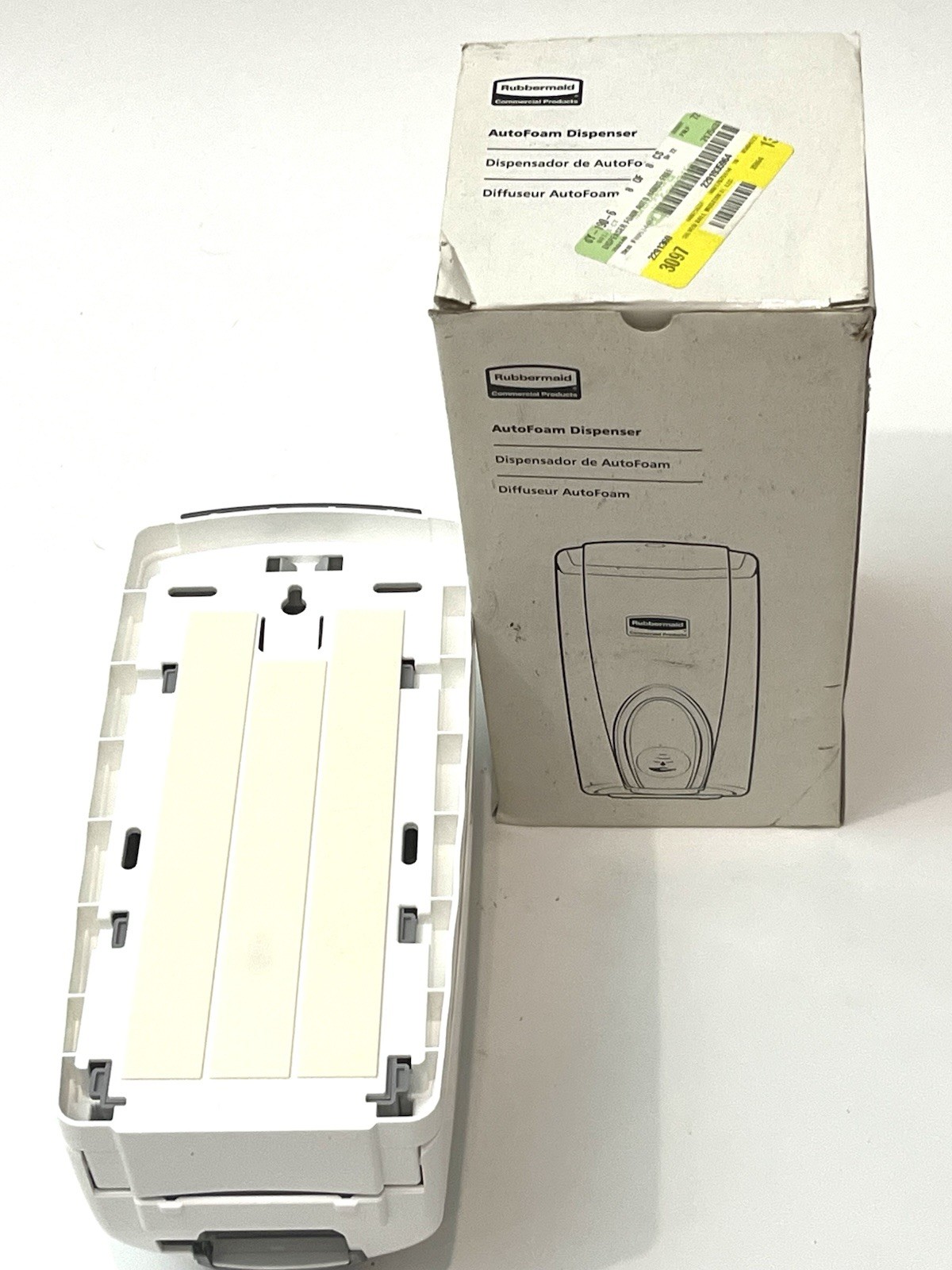 Rubbermaid Commercial AutoFoam Touch-Free Dispenser 1100 mL