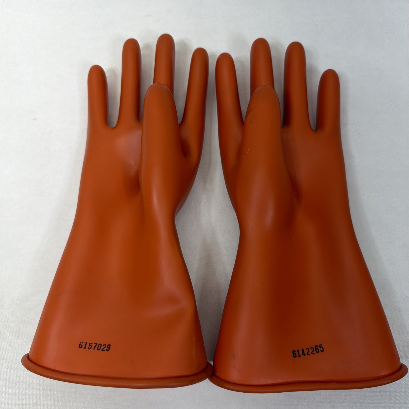 NOVAX Lineman Rubber Gloves Size 9 Class 0 Type 1 D120 ASTM/ANSI Max volt 1000V