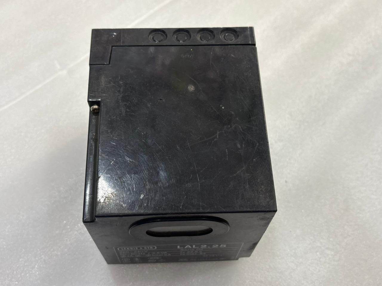 Landis & GYR LAL2.25 Burner Controller 220-240V~ 50-60Hz 3,5Va