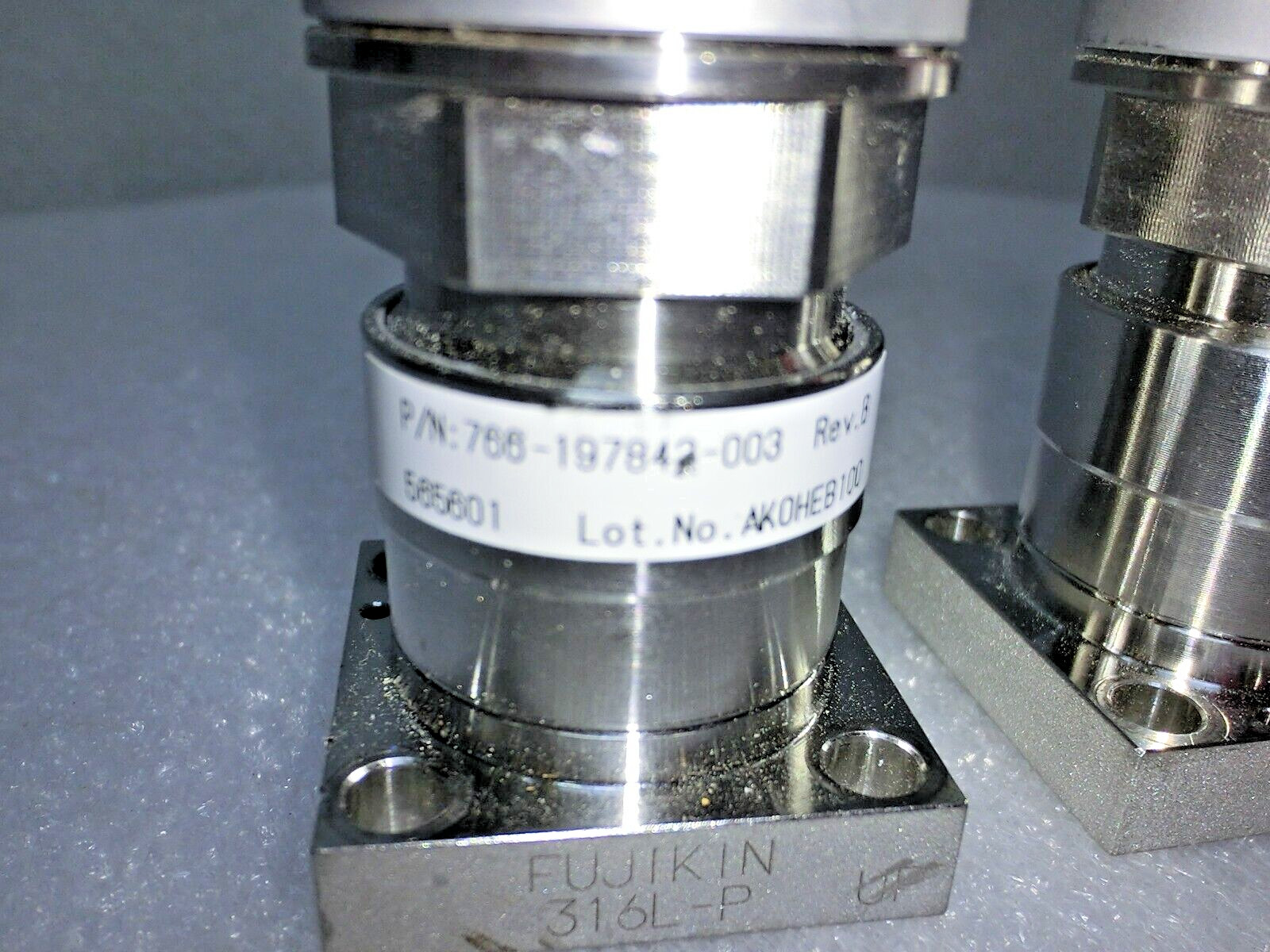 3pc LAM Research 766-197842-003 Rev B,Fujikin 565601 Diaphram Valve,Jp_,96433