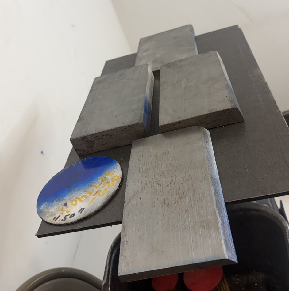 8620 Alloy Steel Bar Stock – Cutoff Lot (5 PCS, Approx 30.00 LBS)