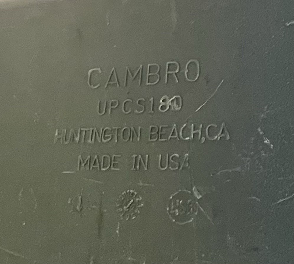 Cambro UPCS180 Hot Box Insulated Food Carrier Container Green