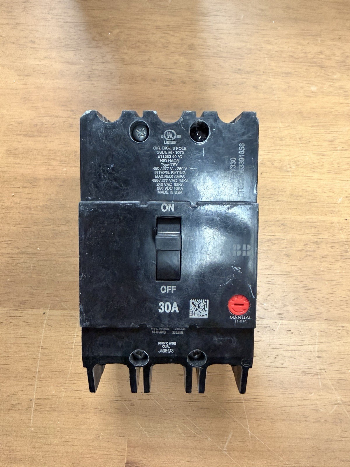 ABB GE GENERAL ELECTRIC 30 AMP BOLT ON CIRCUIT BREAKER 480/277 VAC 3 POLE TEY330