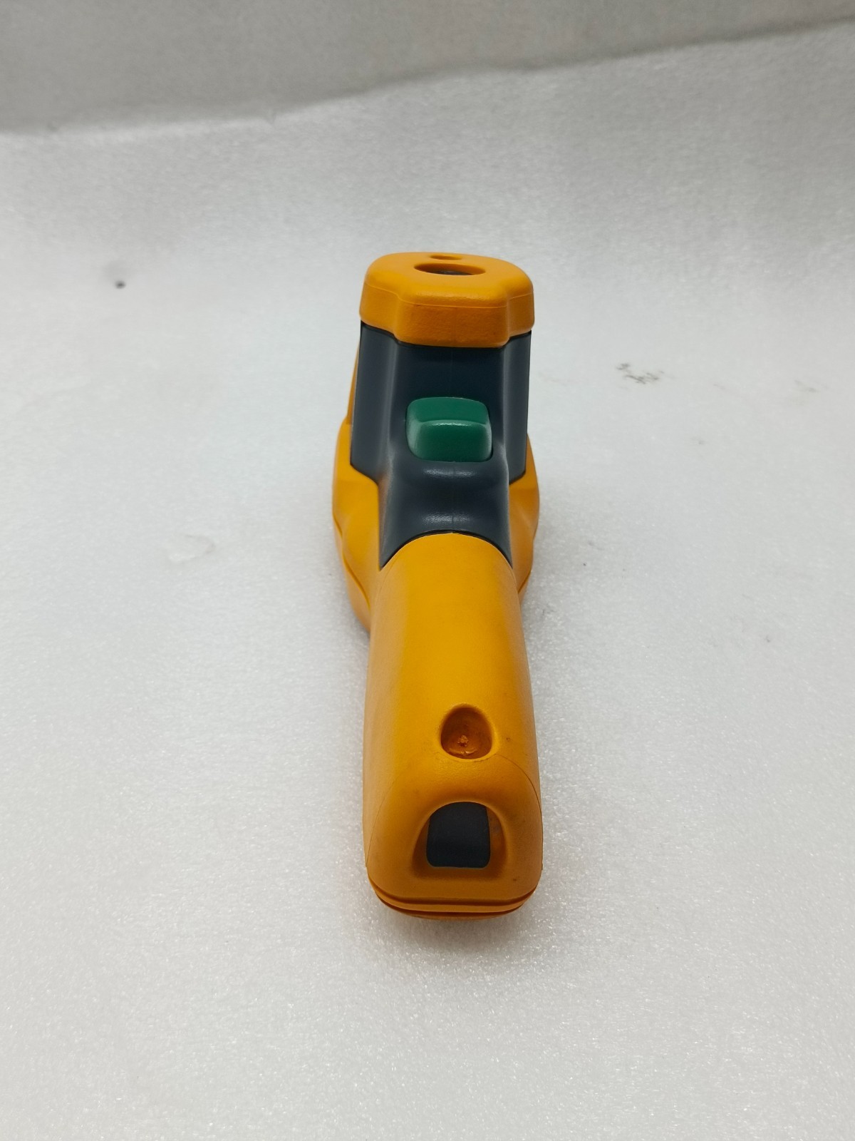 Fluke 62 Max IR Thermometer Infrared IP54 Water Dust Resistant (FREE SHIPPING)