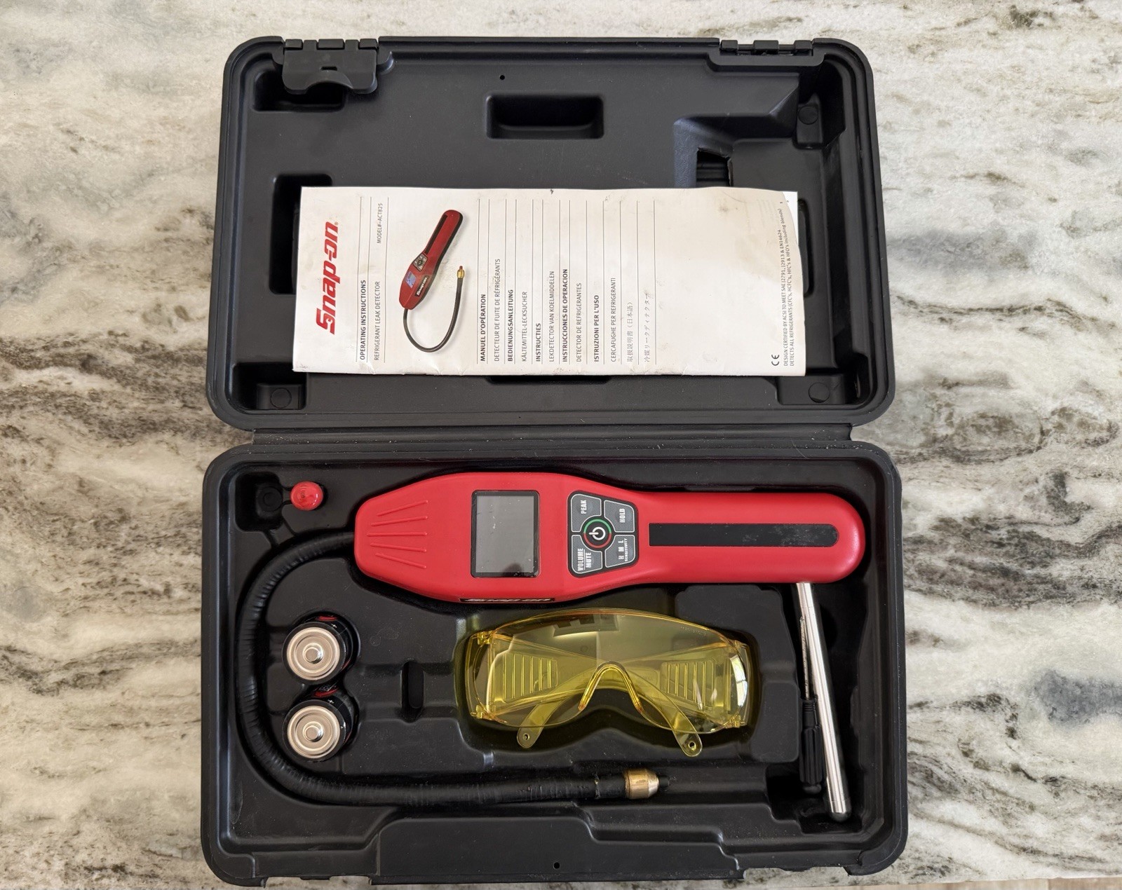 Snap On Refrigerant Gas Heated Sensor Leak Detector Kit ACT825