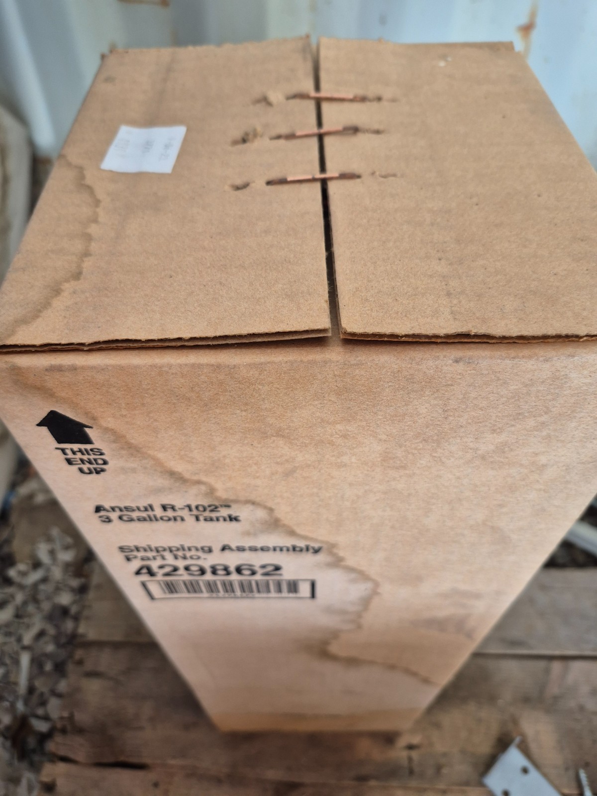 ANSUL R-102 AUTOMAN RELEASE ASSEMBLY, 3 GALLON TANK, AND LIQUID FIRE SUPPRESSANT