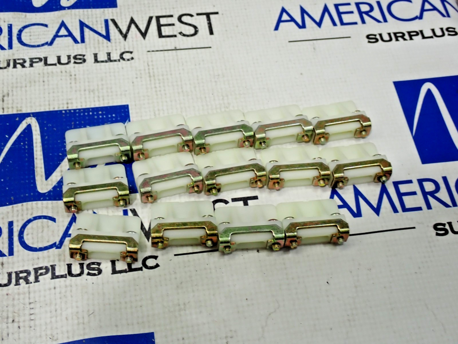 Allen Bradley 1492-N23 End Anchor Ser D Quantity 14 in box