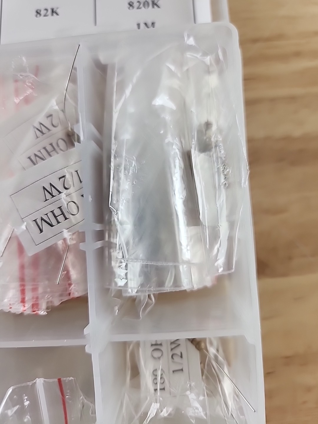 ELECTRONIX EXPRESS ½ Watt Resistor Kit and Extra Capacitors