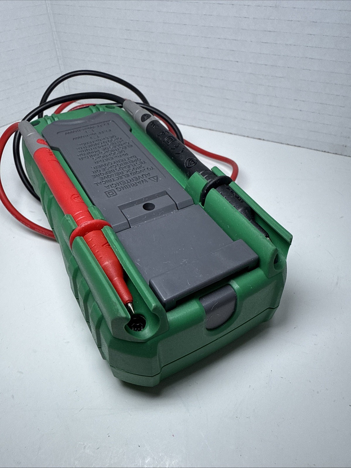 Digital Multimeter AC DC Voltmeter Ammeter Ohmmeter Volt Tester Meter MS8301A