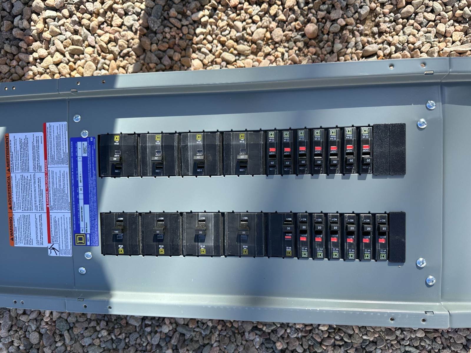 SQUARE D HCP 19385 MAIN LUG 600AMP I LINE panelboard