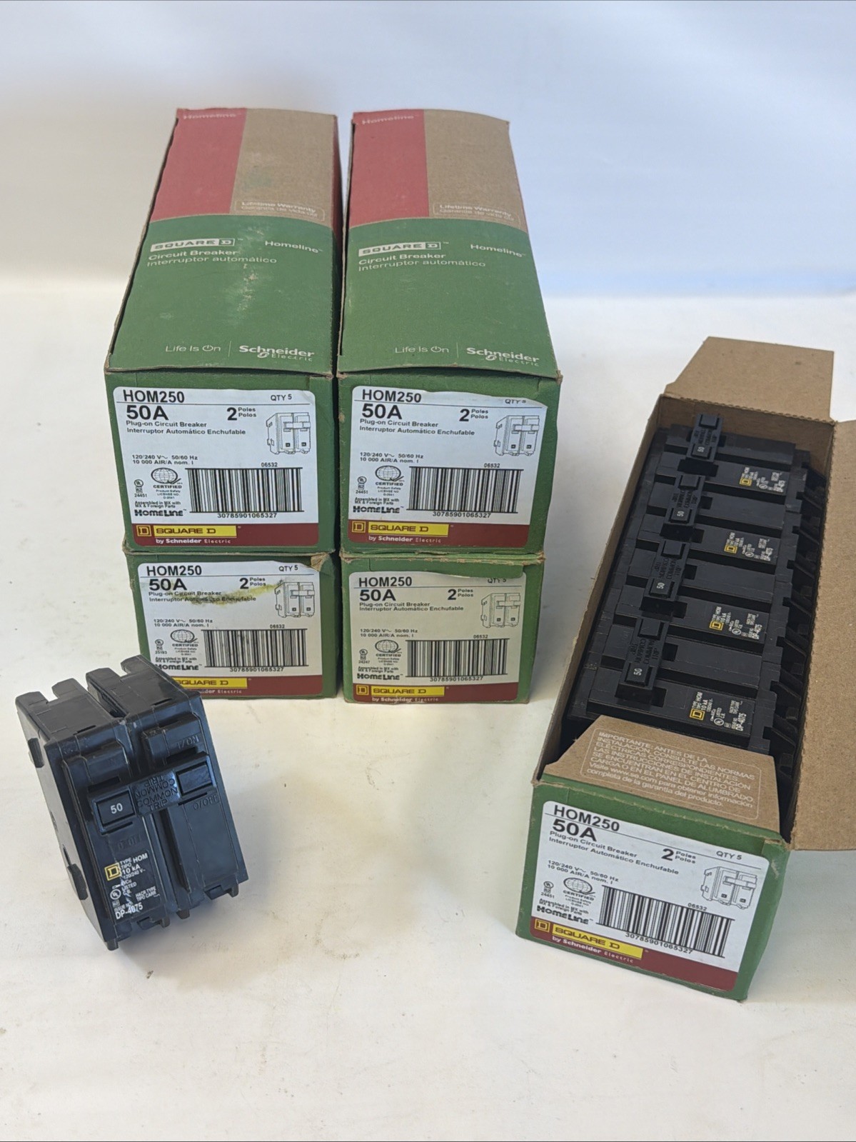 (25) Square D HOM250 50A 2P 120/240V Circuit Breakers *PACK OF 25 NEW*