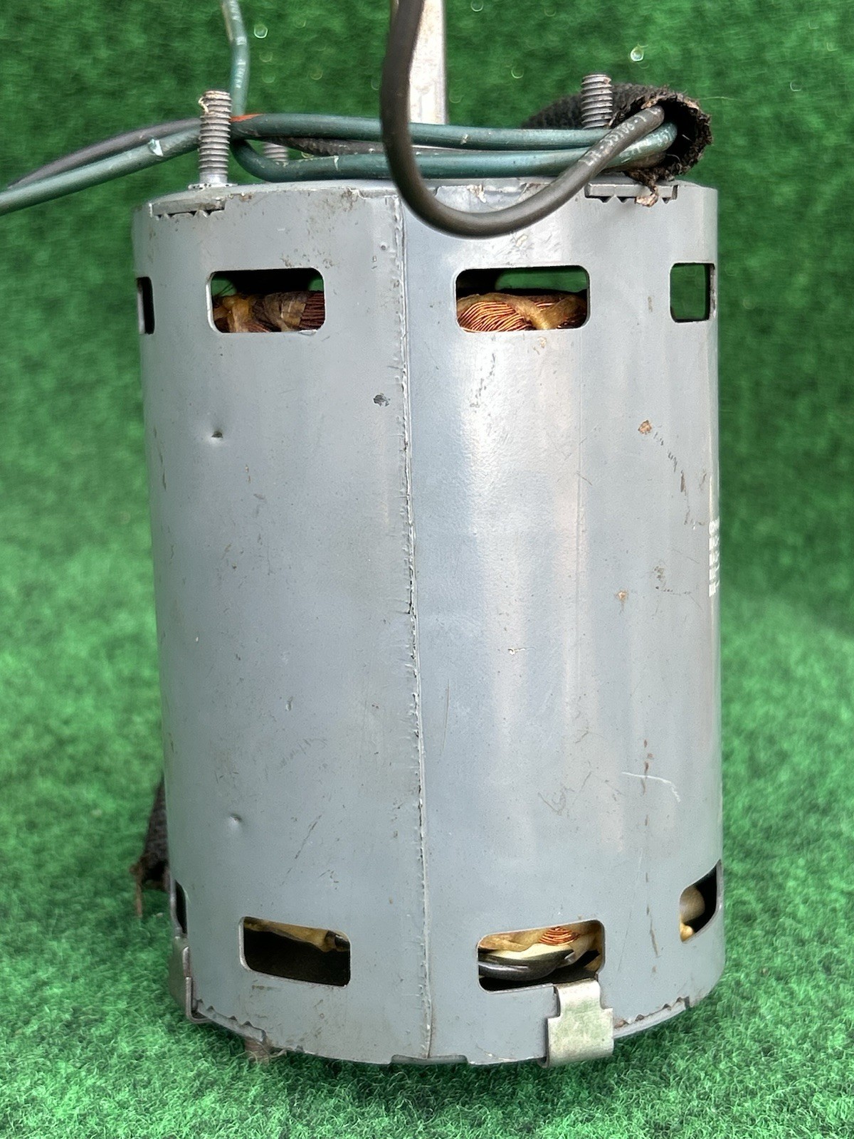 Dayton 1/15 HP HVAC PSC Motor 1625 RPM 115V Permanent Split Capacitor OEM