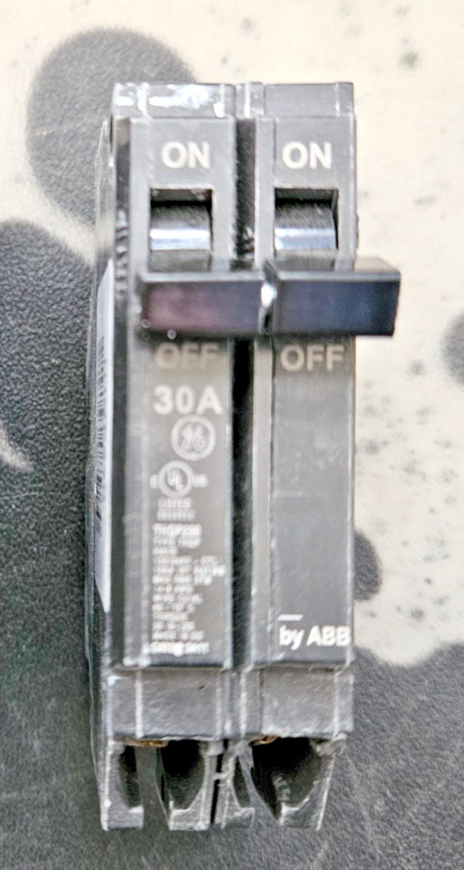 GE 30-amp 2 -Pole Standard trip Circuit Breaker