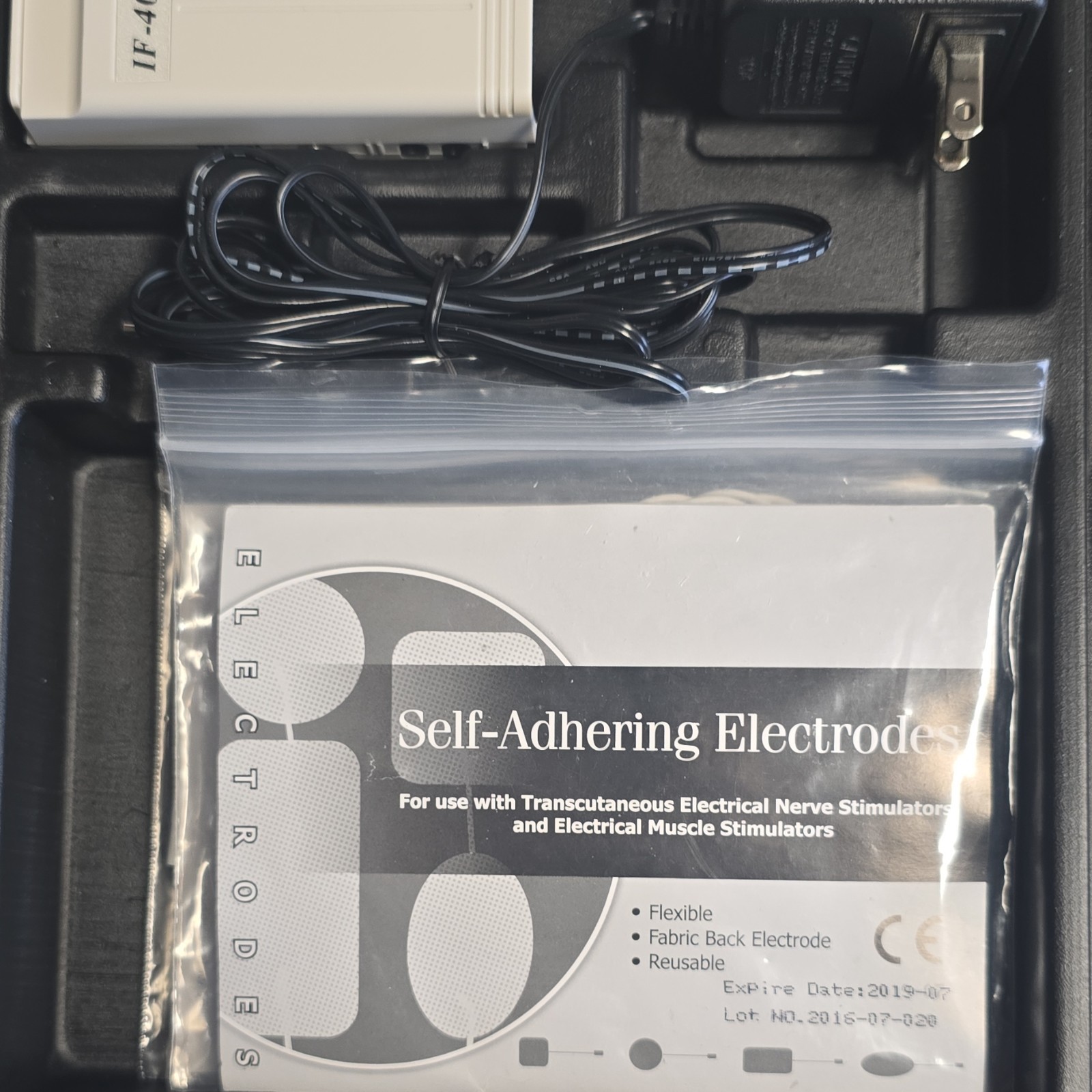 Current IF-4000 4-Channel Handheld TENS/EMS Unit PT Kit w/ Electrodes Case