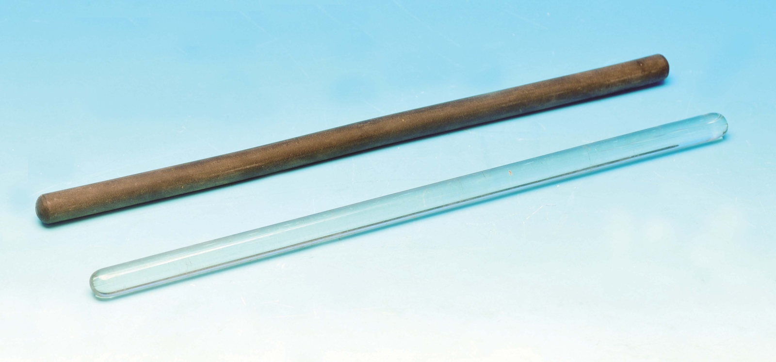 30cm Glass Friction Rod, 13mm Diameter – Eisco Labs