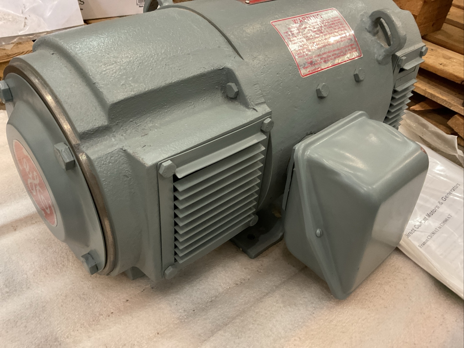 GE Kinamatic Direct Current Motor 7.5 HP 1750 RPM Type CD218AT 5CD152NA020B006