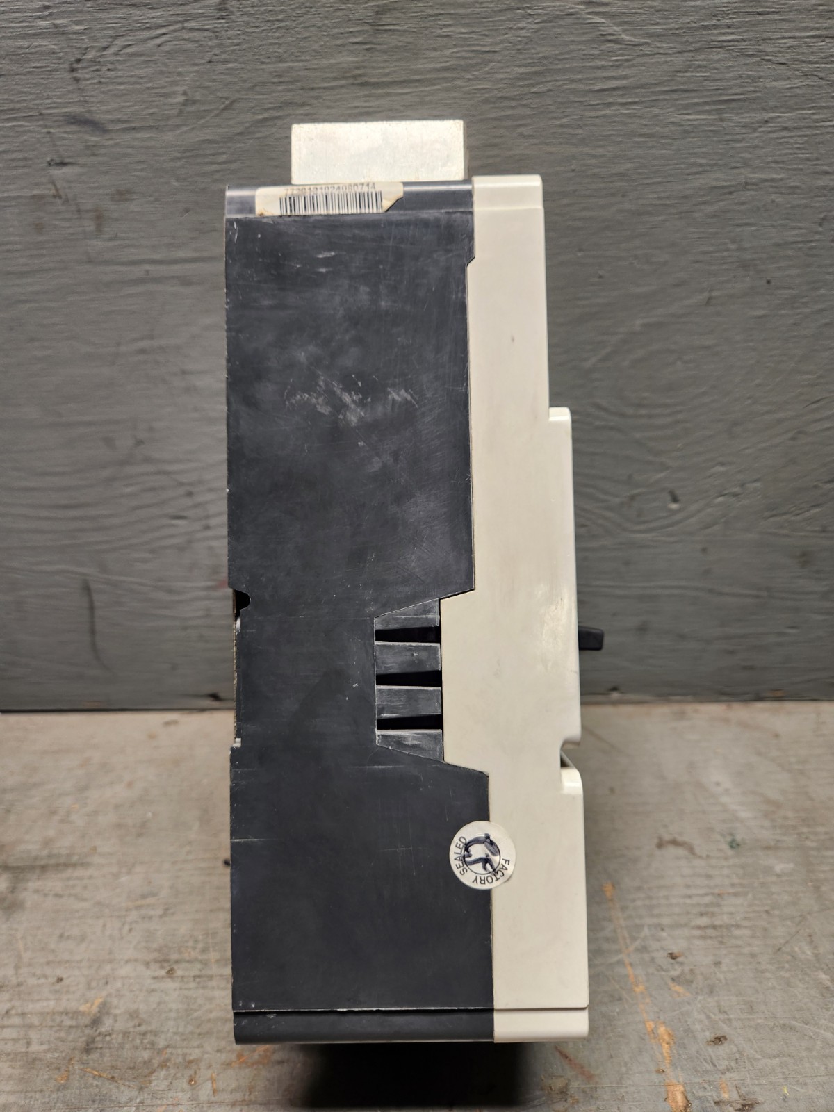 Eaton KD3400F 400A 600V 3 Pole Circuit Breaker with KT3400T 400A Trip Unit