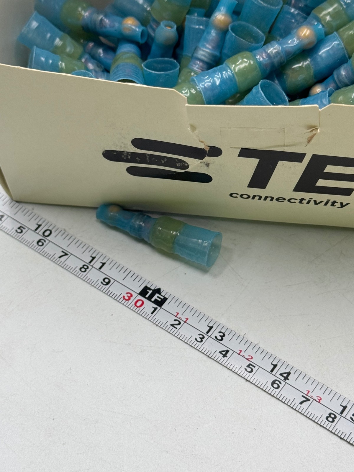 TE Connectivity Butt Splice Connectors Blue SGRS-4 528657-000- 100PK