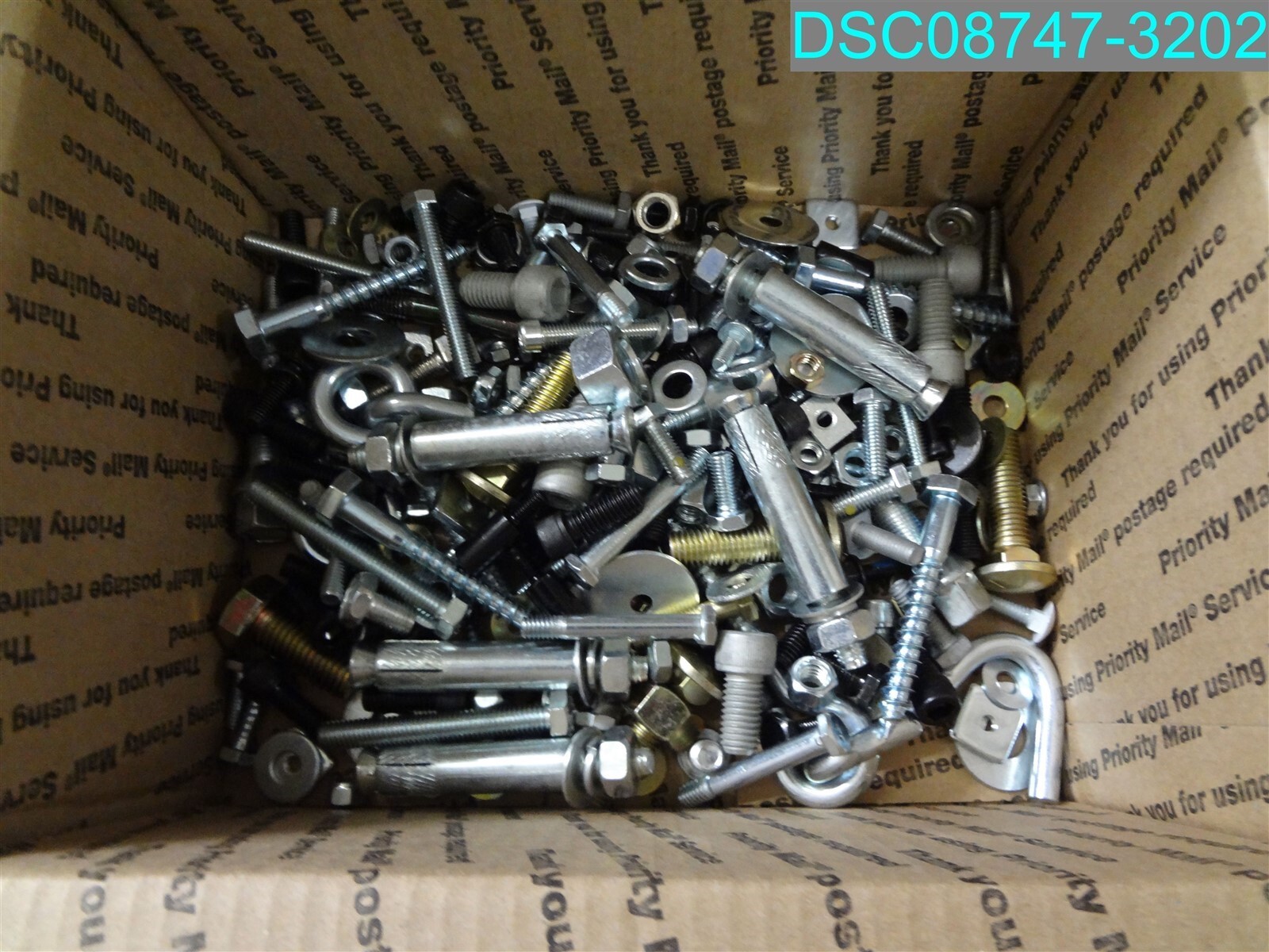 42 lbs: MIXED LOT OF BOLTS, NUTS, WASHERS & LOCK WASHERS, many types and styles
