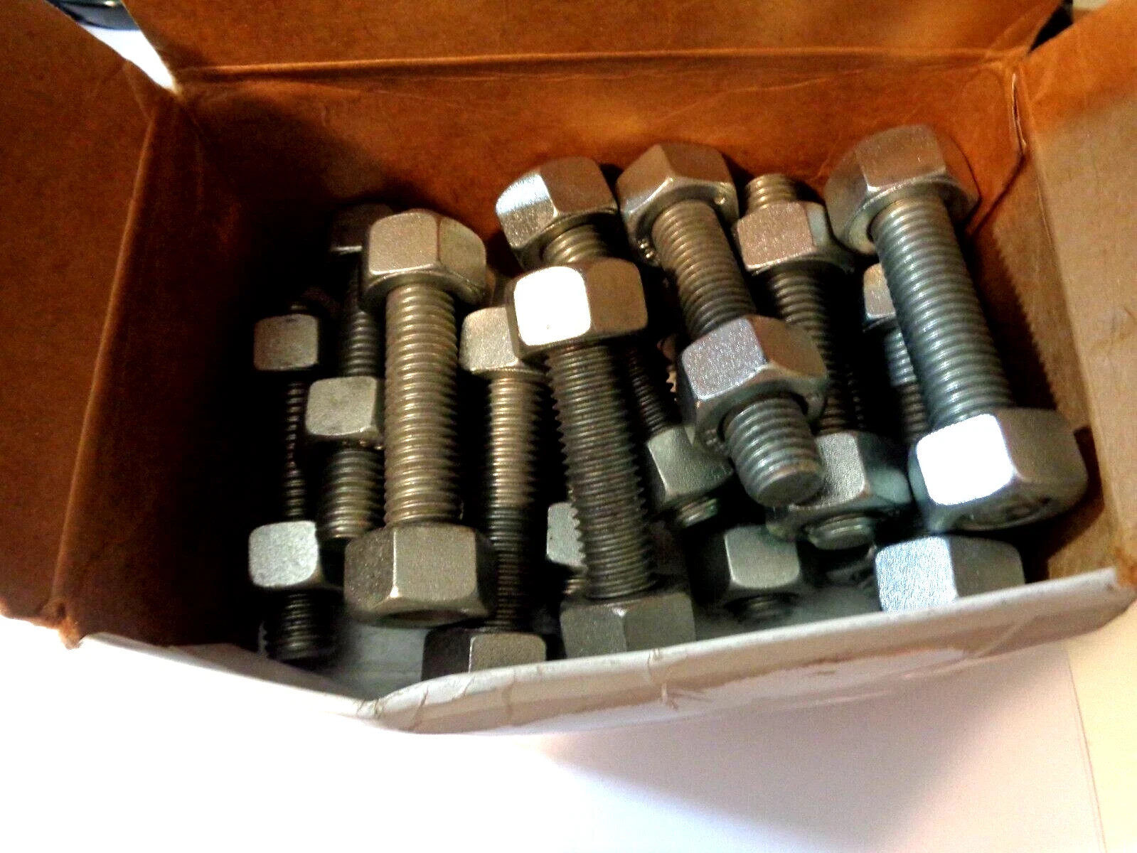 5/8″-11 x 3-1/4″ Fully threaded stud B7 Hex Nut Zinc Plated Heavy Duty (14 ea)