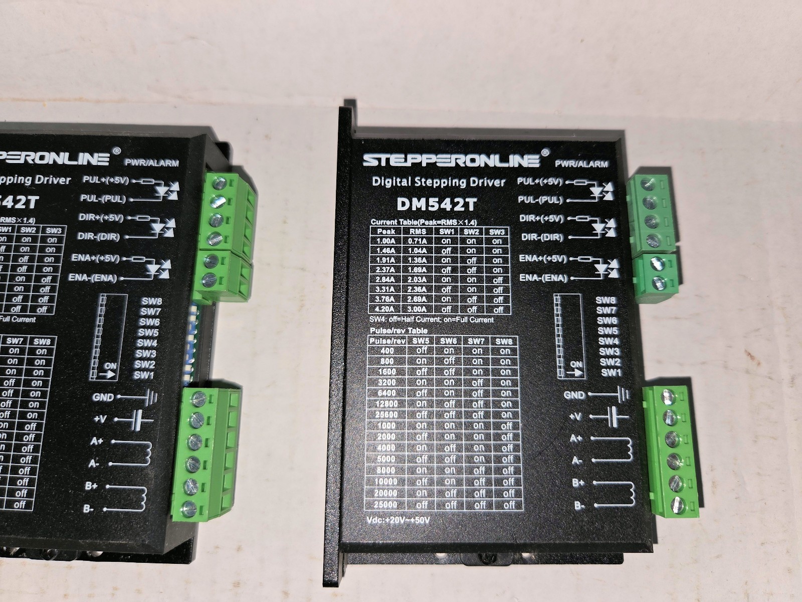 3 Stepperonline Stepper motor drivers DM542T for Nema 17/23 Motors