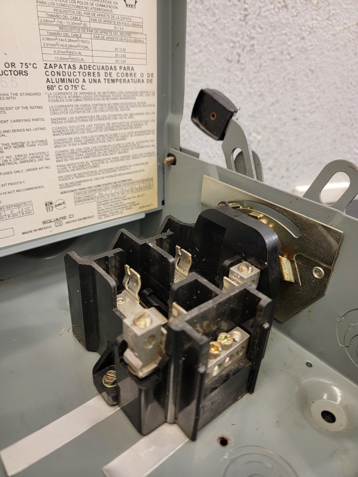 Square D D221NRB General Duty Safety Switch Series E3, 30A, 240VAC
