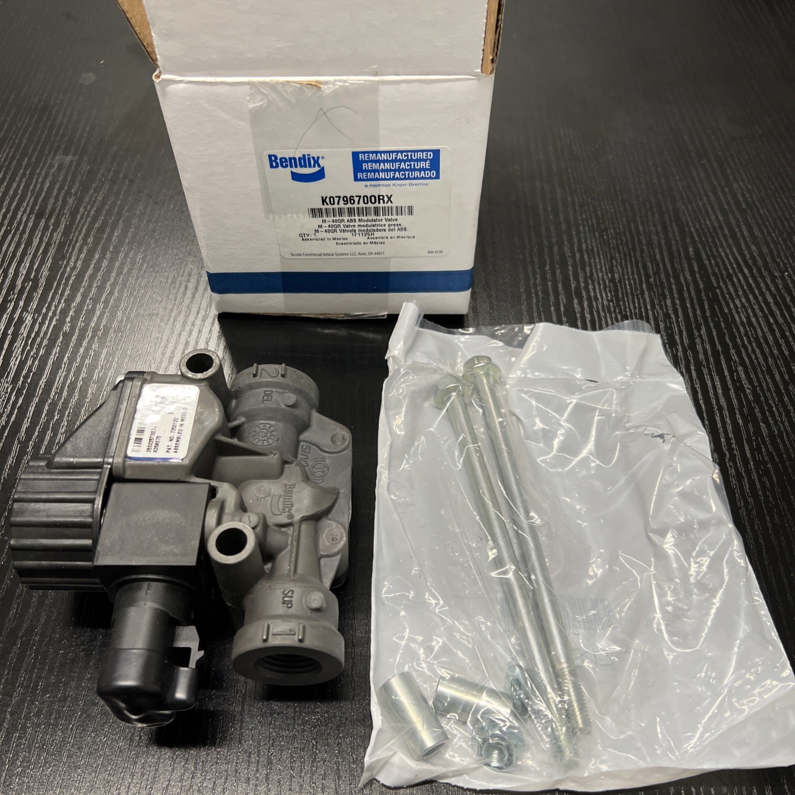 Bendix M-40QR ABS Modulator Valve: Part# K079670ORX