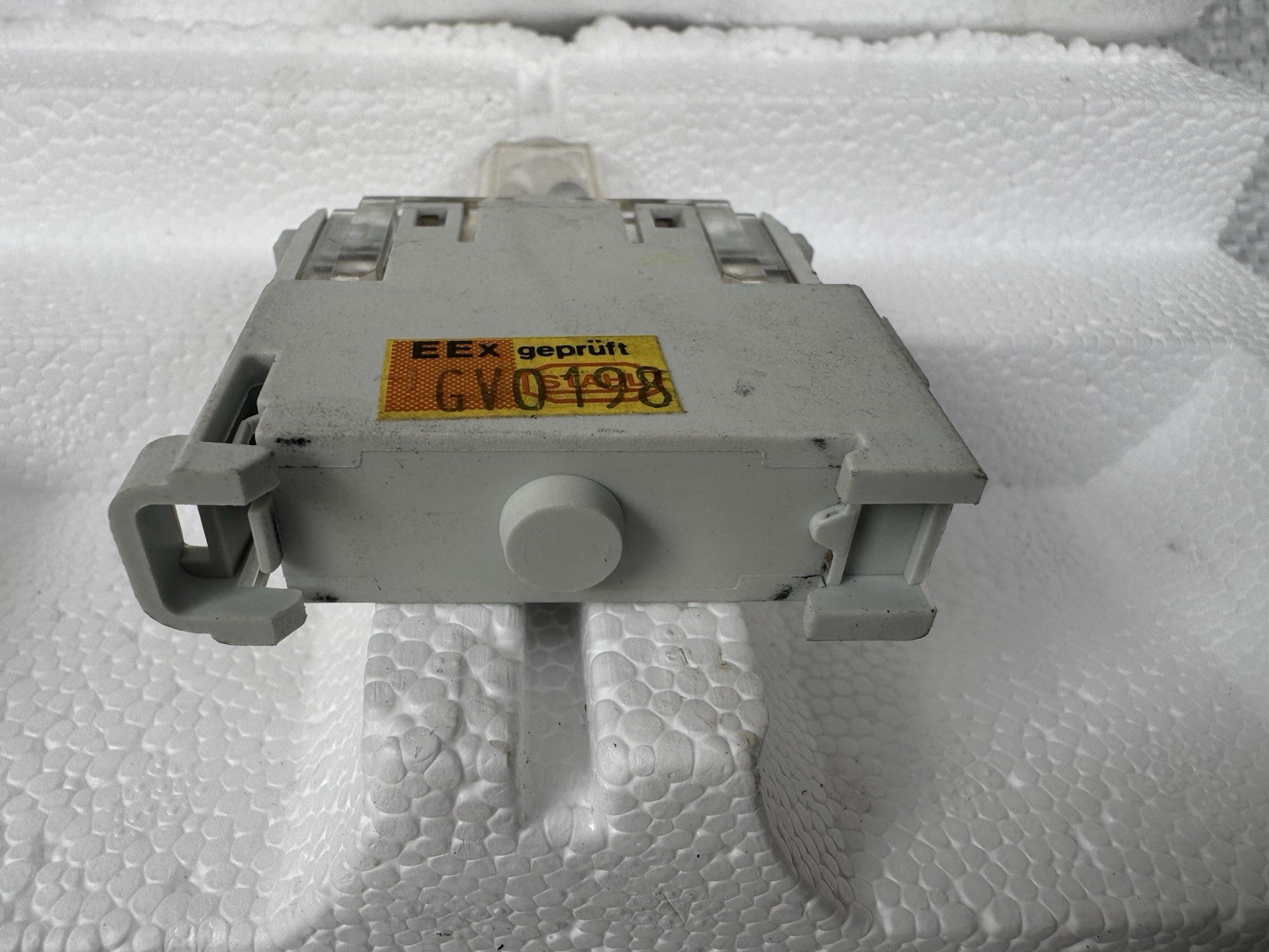 Steel Ex Indicator, 8010/2-01-ws/ge PTB No. EX-94.C2080U Yellow Green