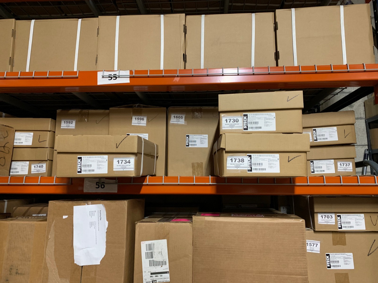 SDZD62C32 BREAKER SERIES DZ62 32A 2P CURVE C 6kA STECK / BRAND NEW