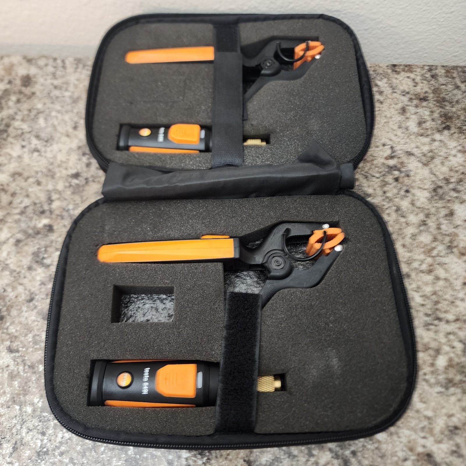 Testo Smart Probes HVAC Refrigeration Test Kit 115i & 549i Bluetooth W/ Case Use