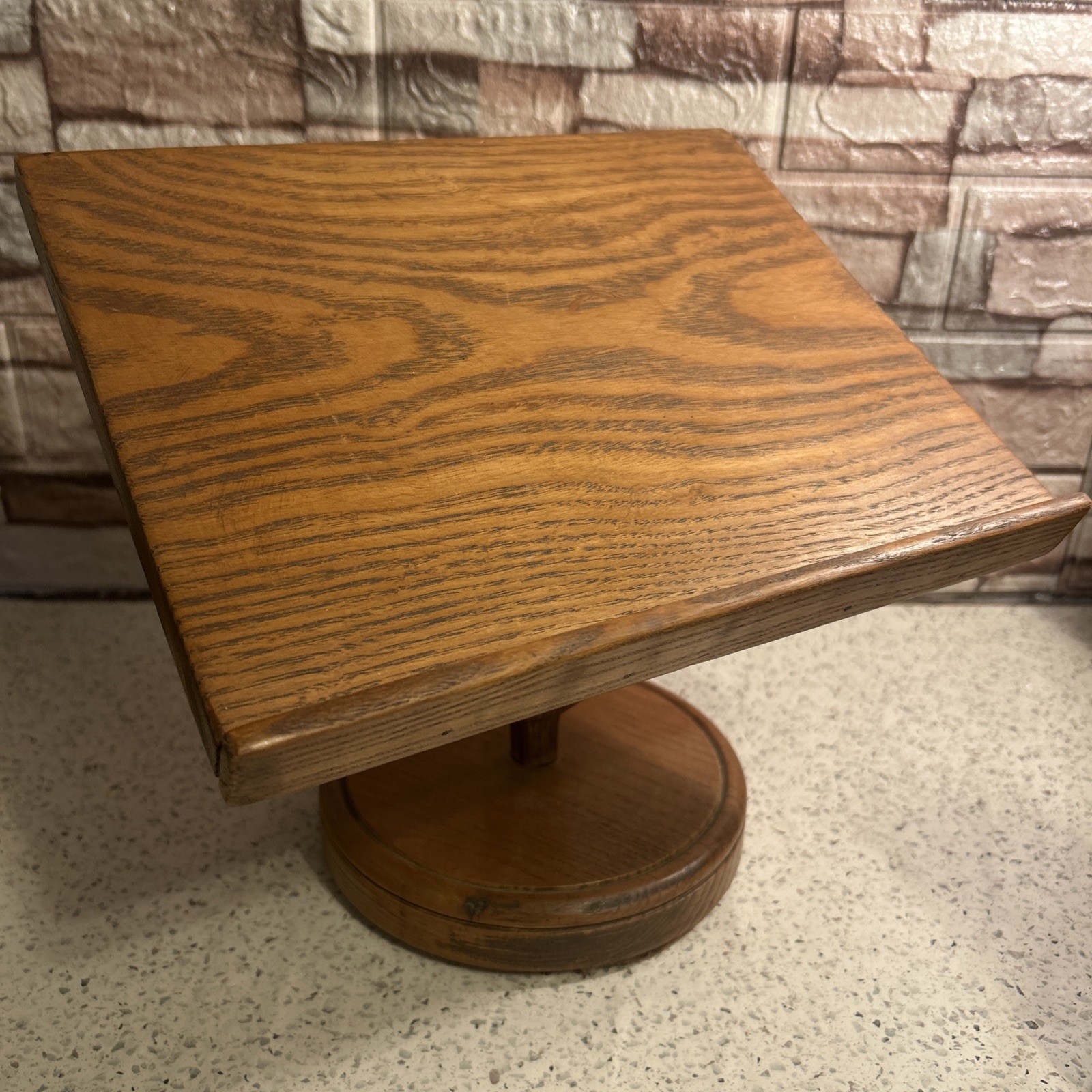 Vintage Handcraft Rustic Grain-Wood Podium Lectern Easel Table Desk Top Portable