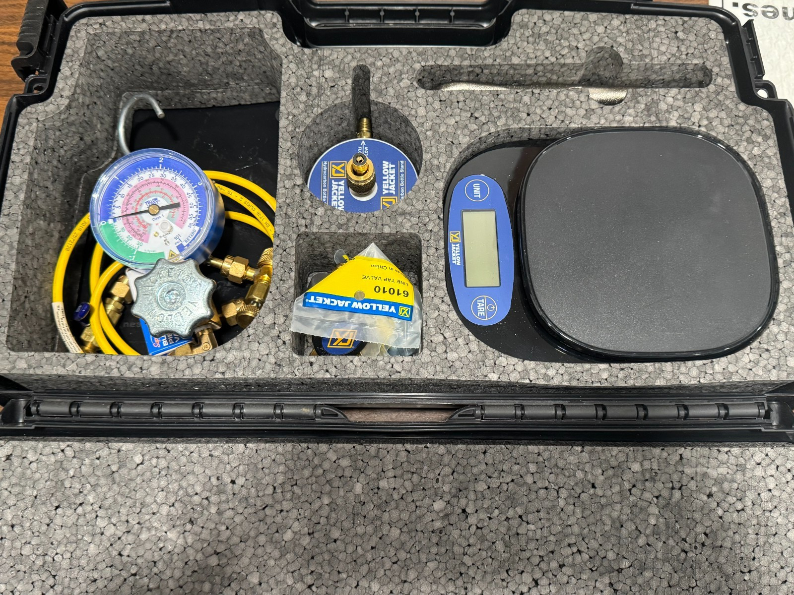 Yellow Jacket Hydrocarbon Charging Kit 61001 for use with R-290 & R-600a System