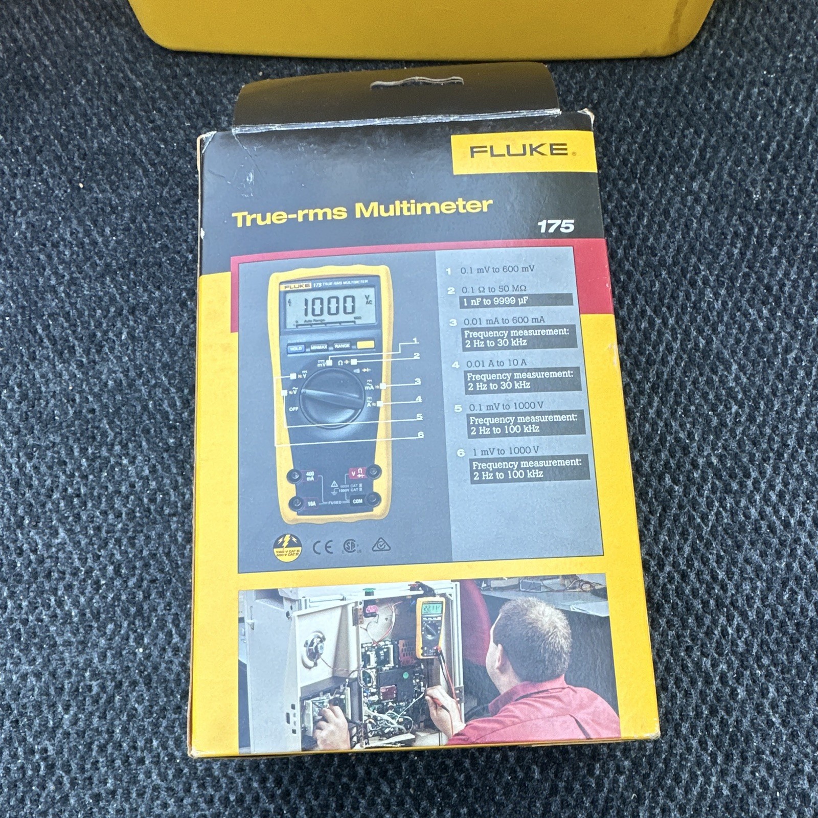 Fluke 175 True RMS Multimeter 6000 Count CAT III 1000V w/ Leads & Case