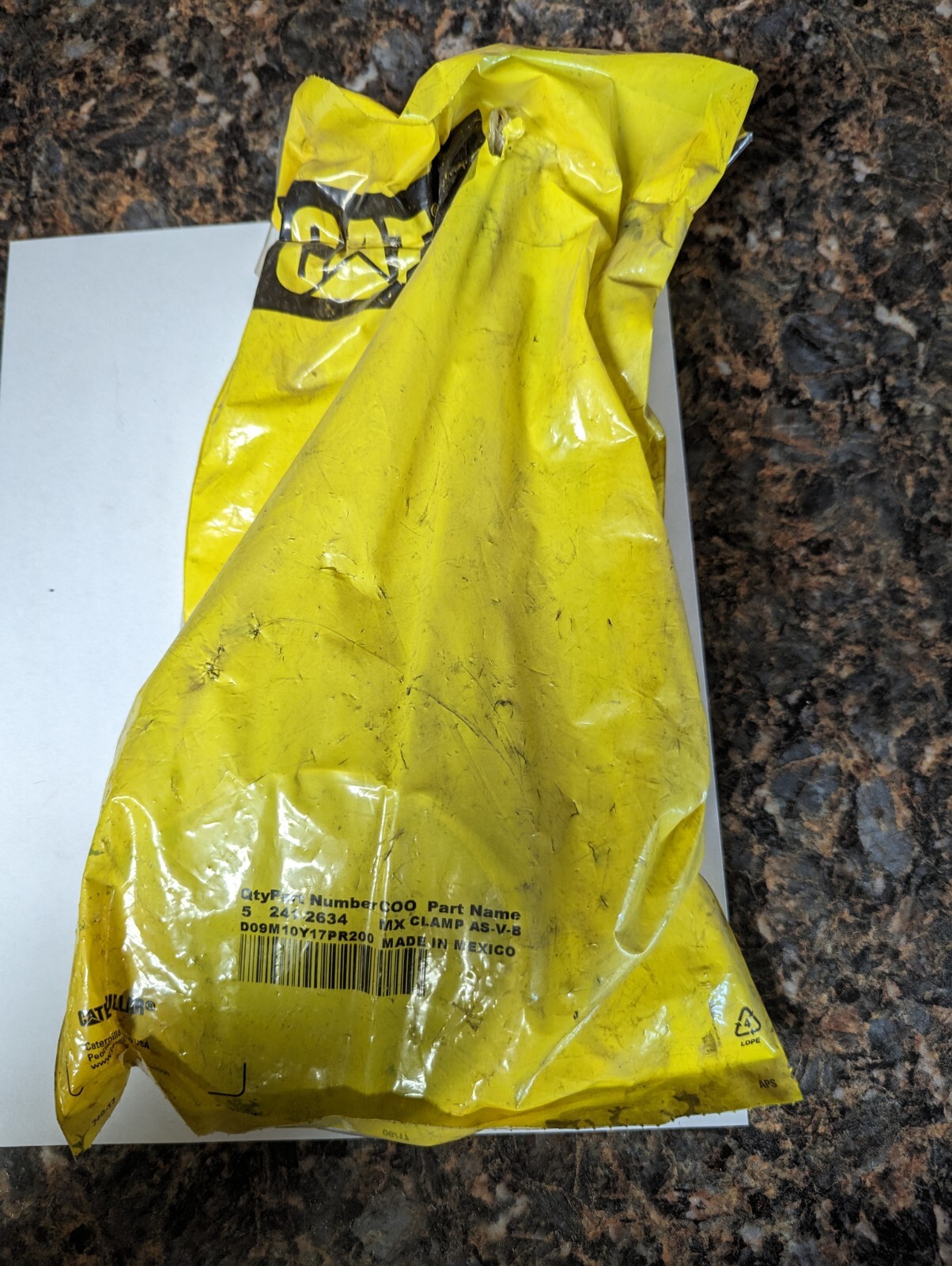 QTY 1 Genuine Caterpillar 241-2634 Clamp AS-V-B