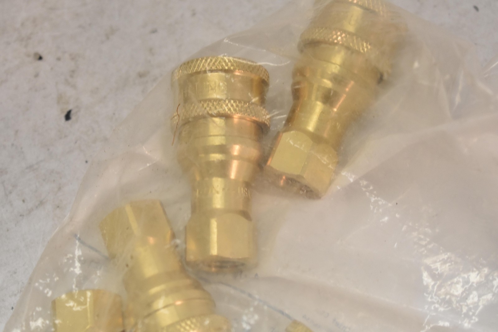 Dixon 2HF2-B Quick Coupler Socket Only Brass Hydraulic Air Fittings Lot 5 1/4″