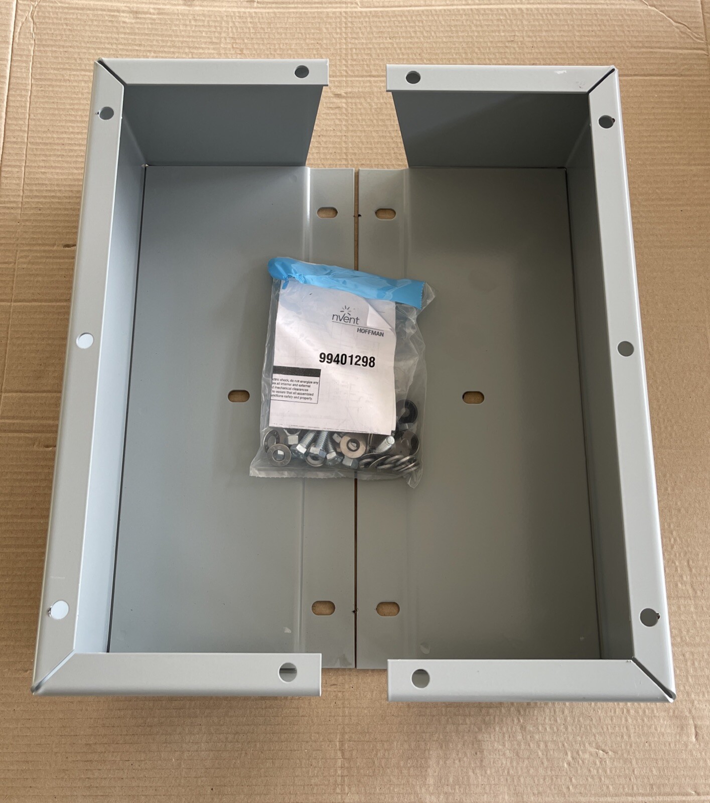 Hoffman Nvent AFK0618 Floor Stand Kit 25730 NEMA 4/12 Wall Mount Enclosures 6X18