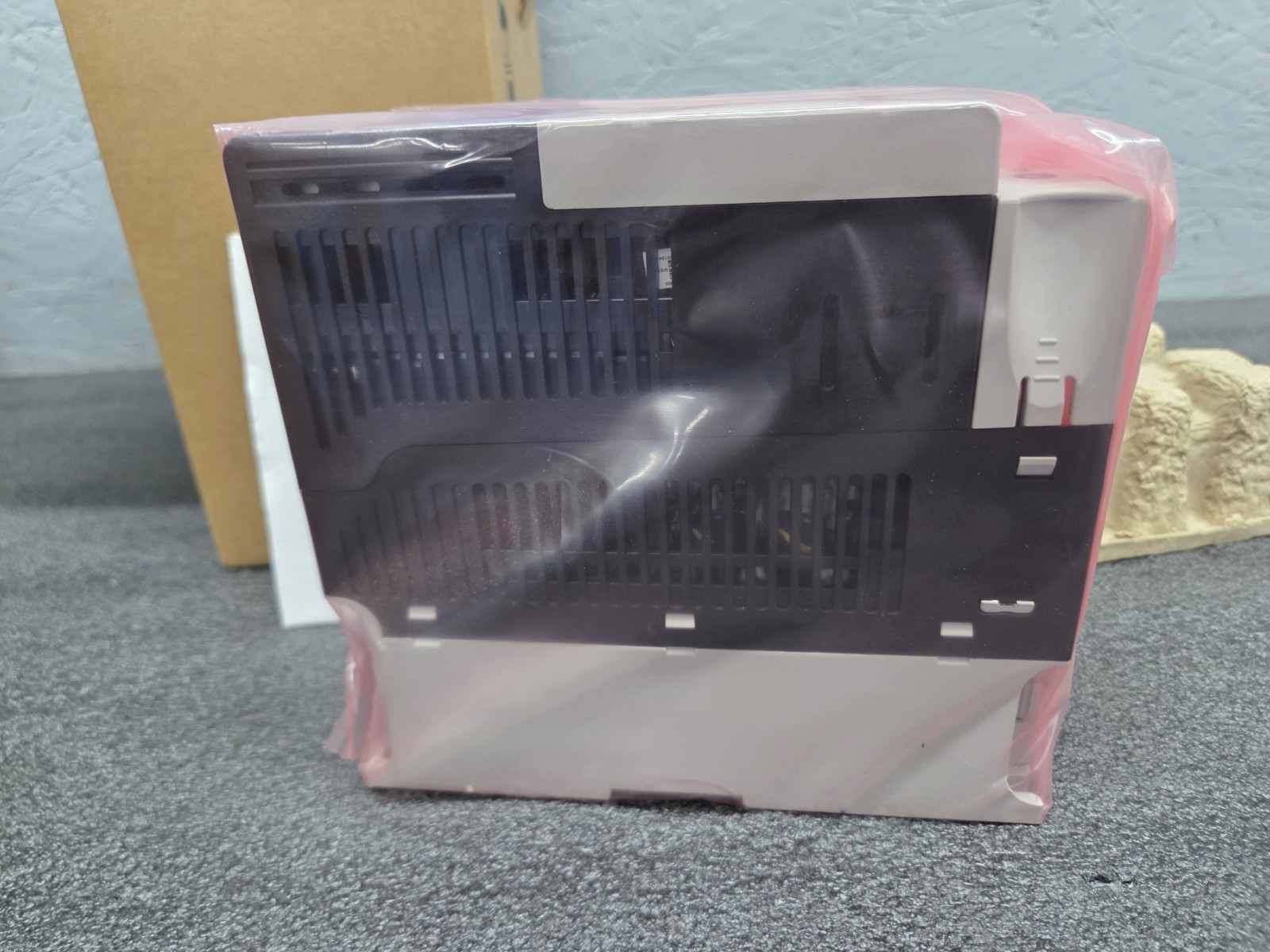 Allen-Bradley PowerFlex 523 25A-D010N104, 480V, 5HP, 3PH, Ser A, NOS AC Drive