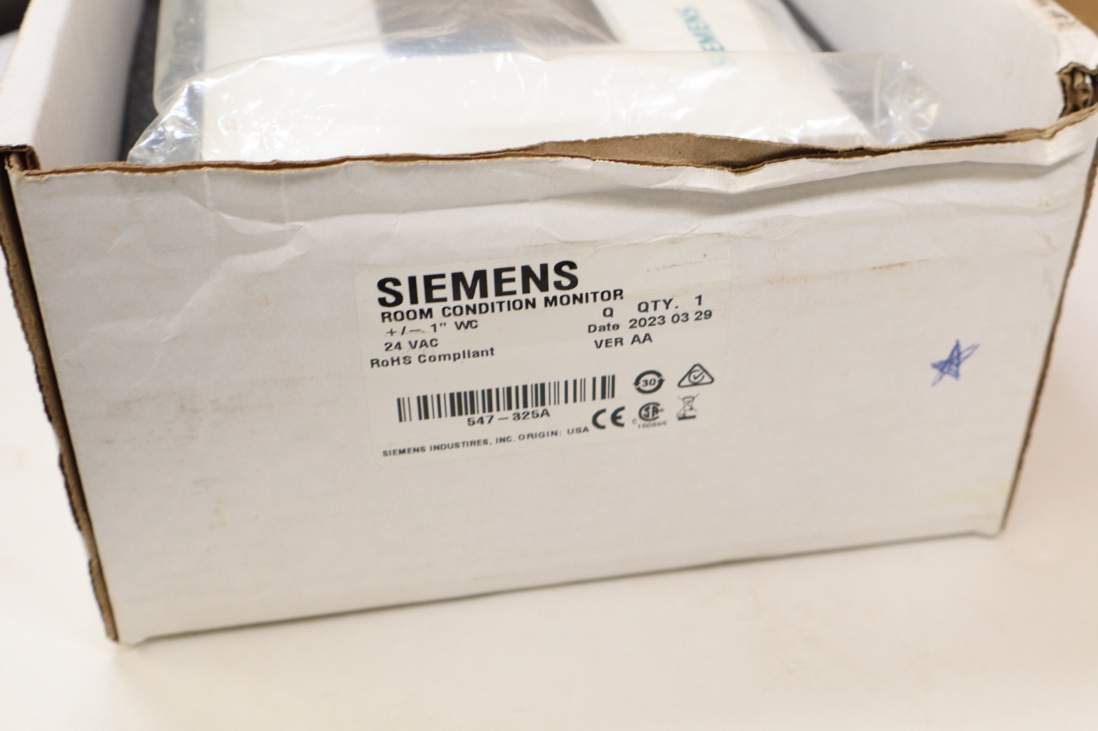 547-325A | RCM FM BAC +/-1.0″wc( 250Pa)0.5%FS | Siemens Room Condition Monitor